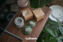 Load image into Gallery viewer, Plastic Fulvia