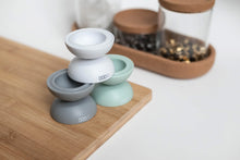 Load image into Gallery viewer, Plastic 000