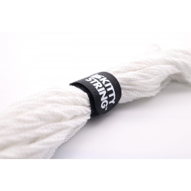 Kitty String First Class - Whip (100 Pack)